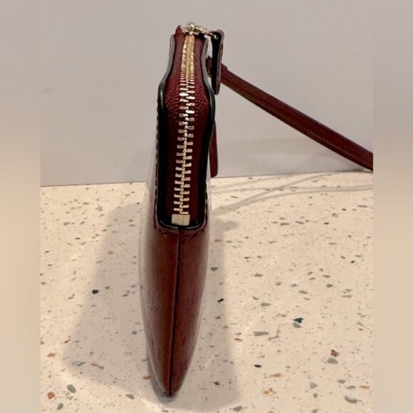 COACH New York Patent Leather Wristlet Clutch Zip Bag in Bordeaux‎ Red - Picture 9 of 10